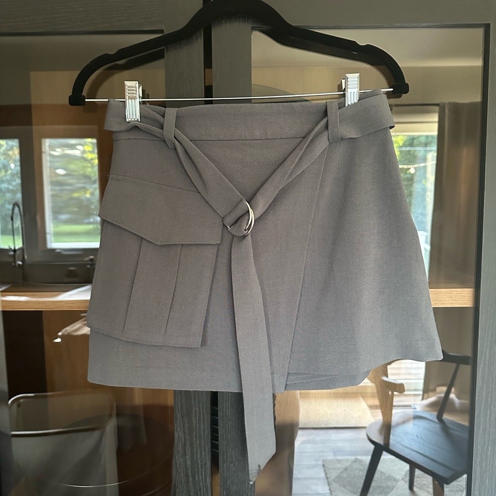 Abercrombie & Fitch Gray Mini Skirt